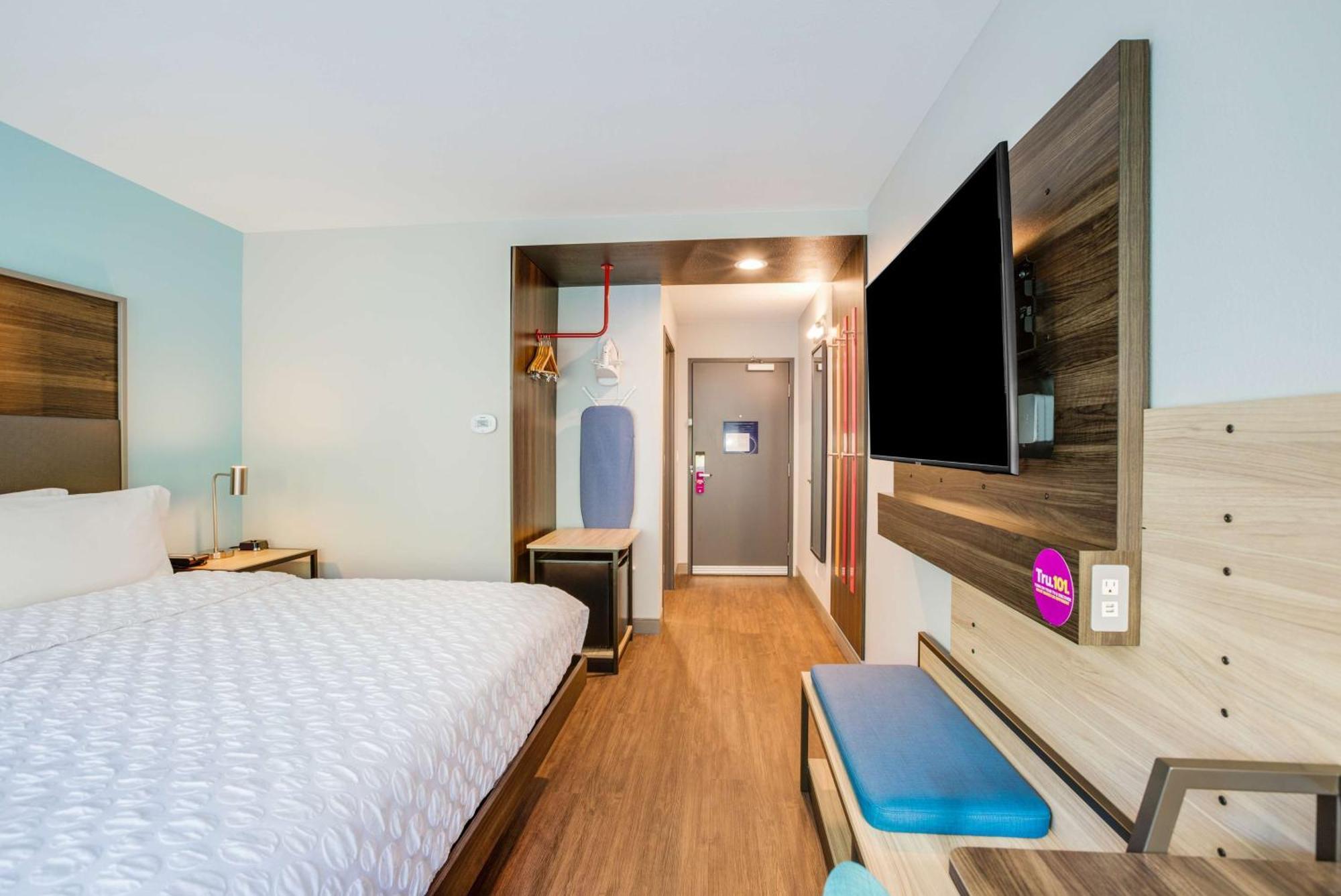 Tru By Hilton Saint Joseph Hotel Stevensville Buitenkant foto